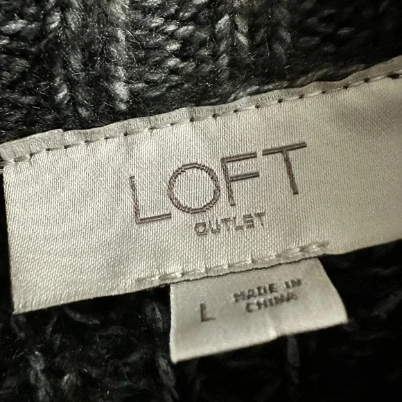 Loft Outlet Sweater, Large - Picture 3 of 5